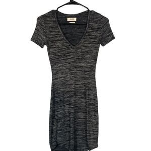 Golden By TNA Gray Marled Short Sleeve V-Neck Stretch Dress Women Sz XXS